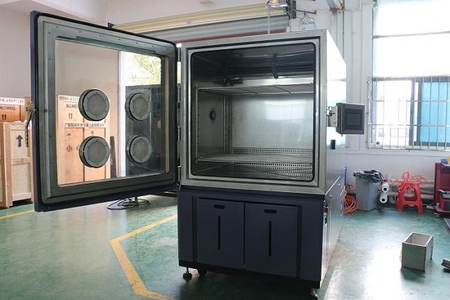 Mini camera climatica per prove di temperatura e umidità per test batterie agli ioni di litio